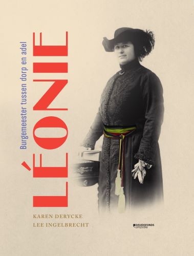 LéonieHardback